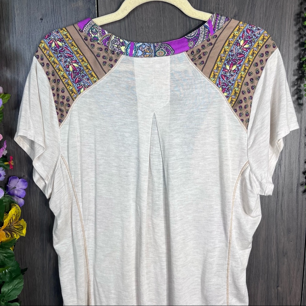 Anthropologie Beige and Purple Floral Mixed-Media V-Neck Top Large VGUC - Picture 12 of 13